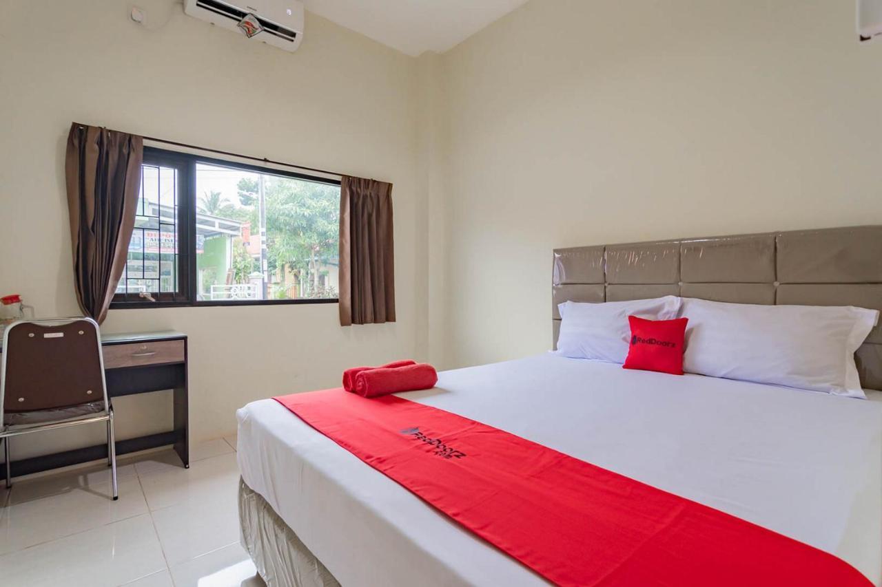 Reddoorz Near Arka Sepinggan Airport Balikpapan Hotel Ngoại thất bức ảnh