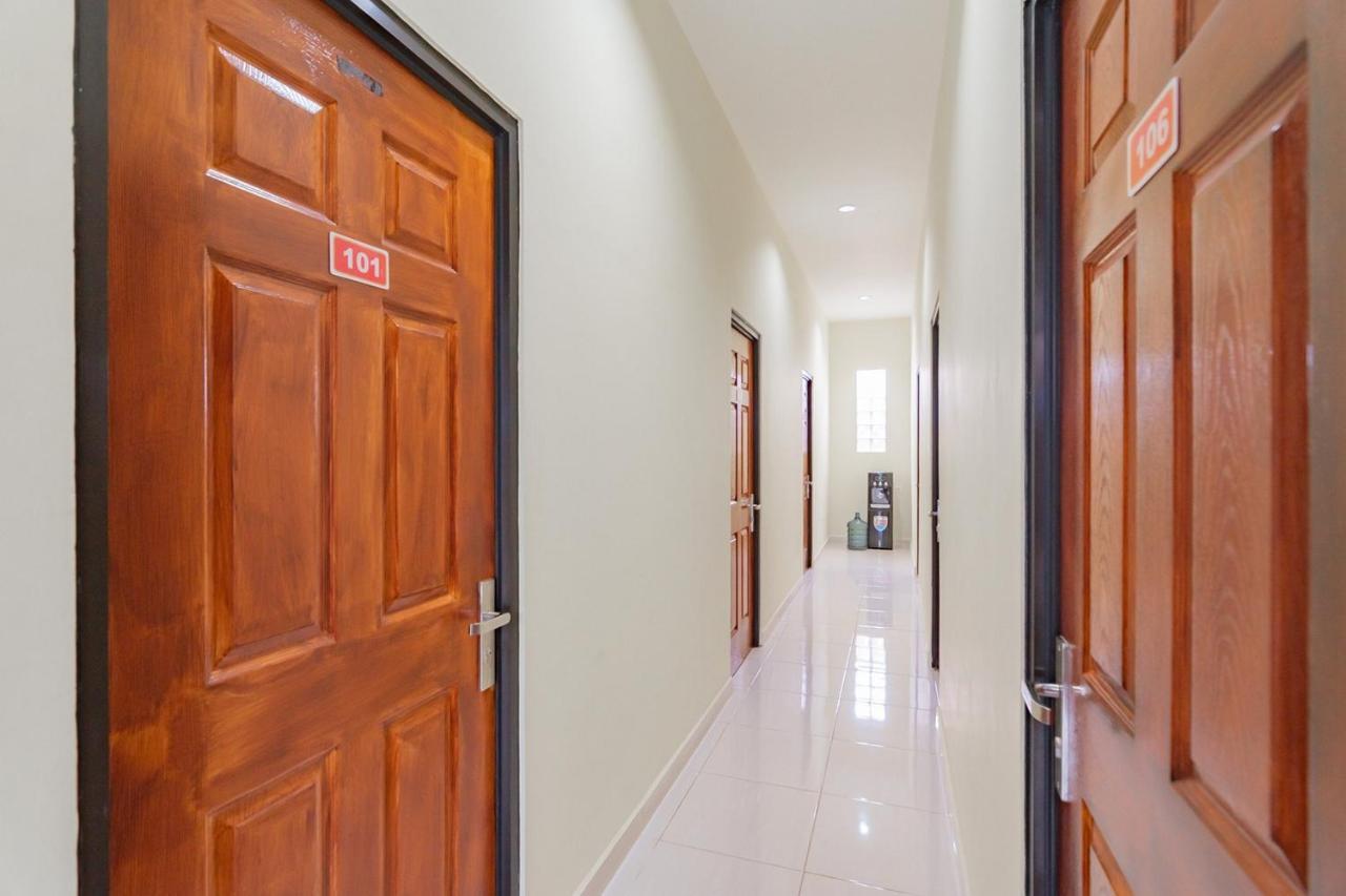 Reddoorz Near Arka Sepinggan Airport Balikpapan Hotel Ngoại thất bức ảnh